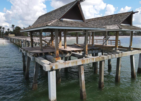 naples pier