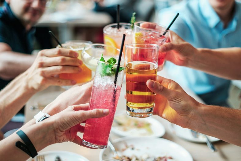 Read more about the article Cheers! Here Are The Best Happy Hours in Bonita Springs 2024