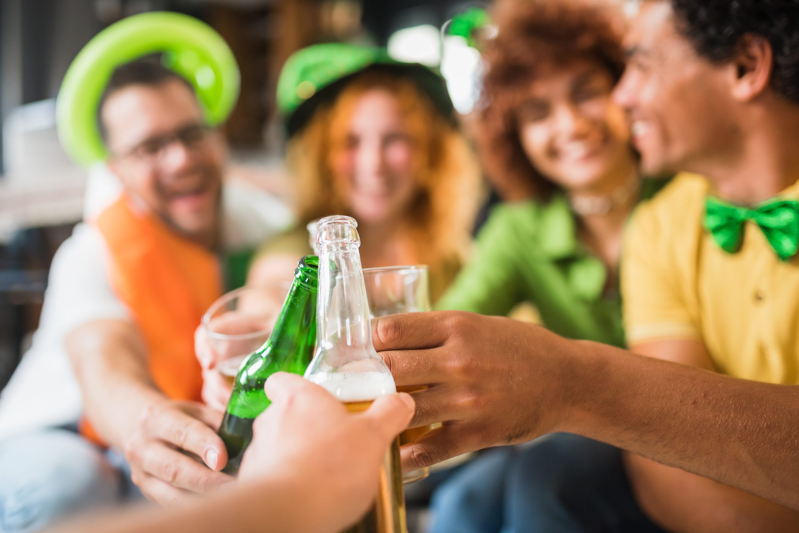 You are currently viewing Cheers! Here’s Where to Celebrate St. Patrick’s Day in SWFL 2024