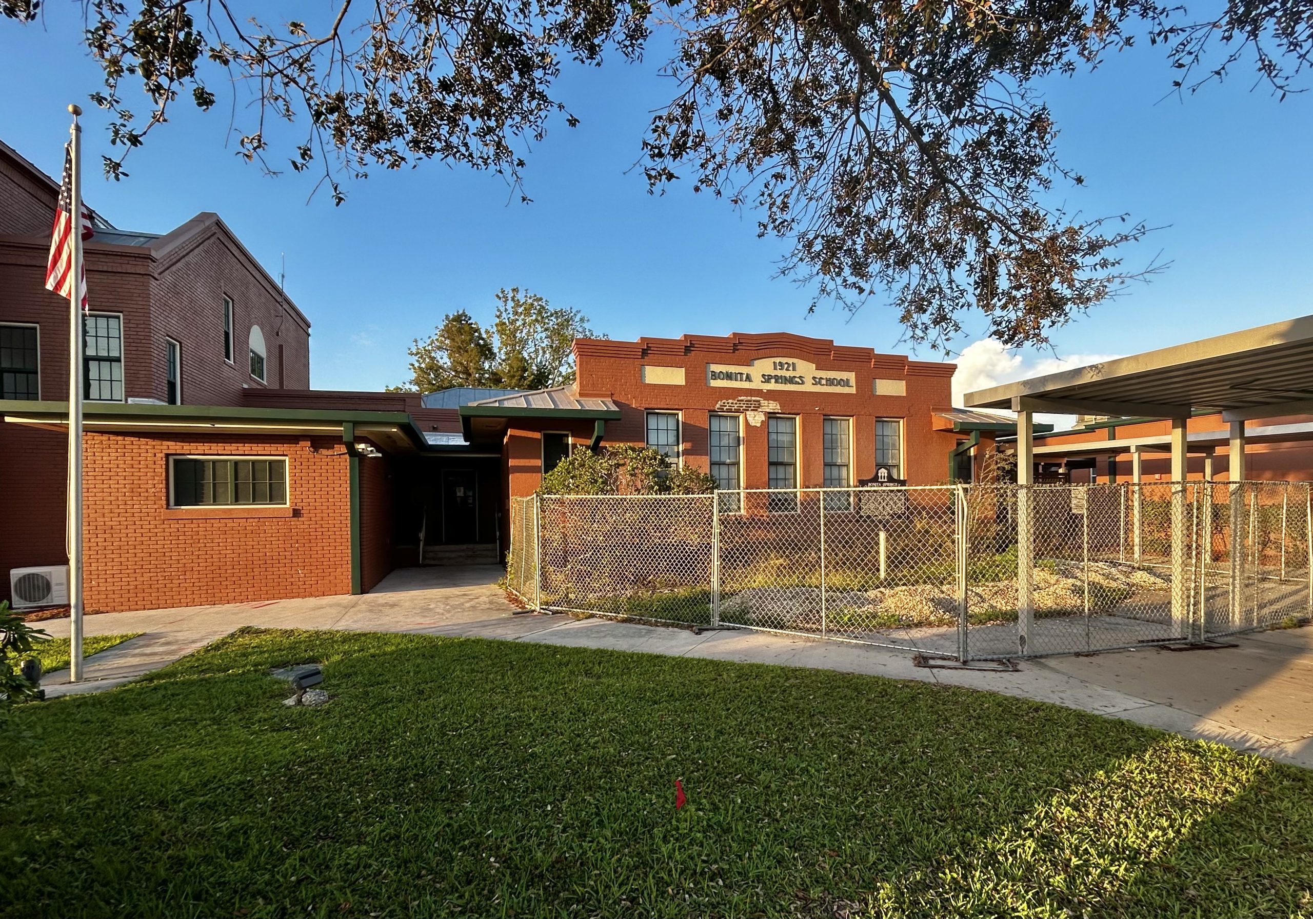 You are currently viewing Historic Bonita Springs Elementary Quietly Marked for Demolition