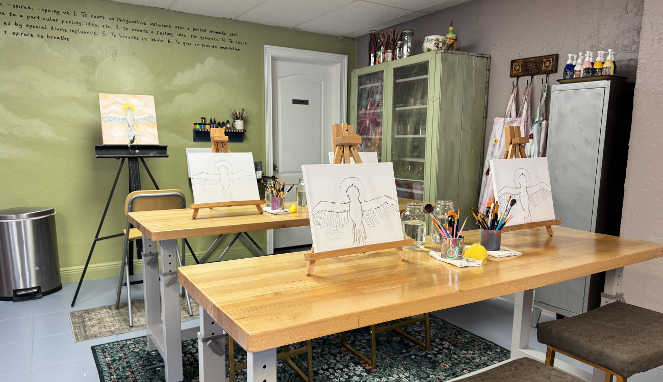 You are currently viewing Creating Community Through Art: Summer’s Art Studio & Gallery Opening Soon in Bonita Springs